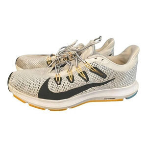 Nike Running Sneakers Mens 9.5 Athletic Lace Up White Black Walking Shoes